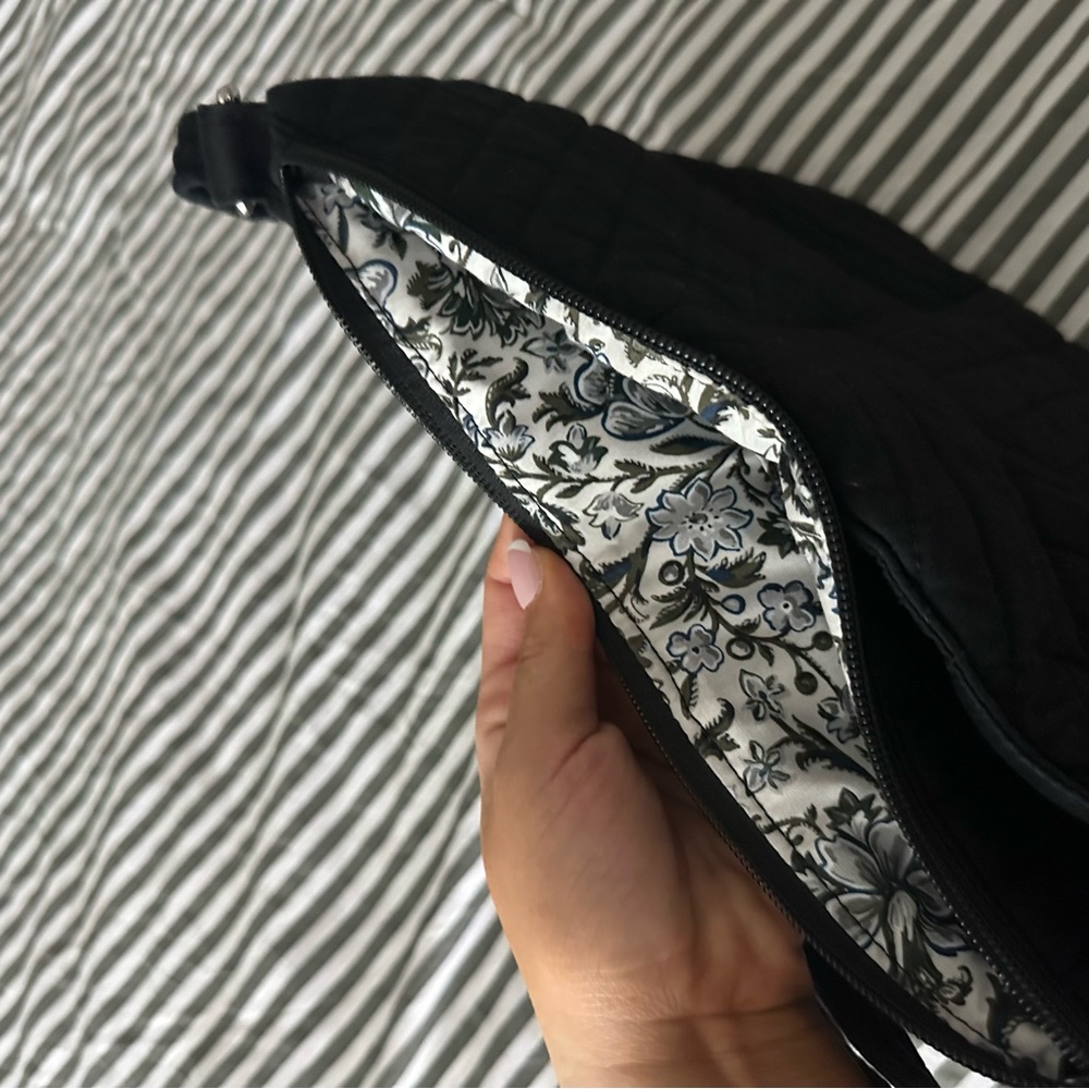 Vera Bradley Black quilted bag - Picture 4 of 5